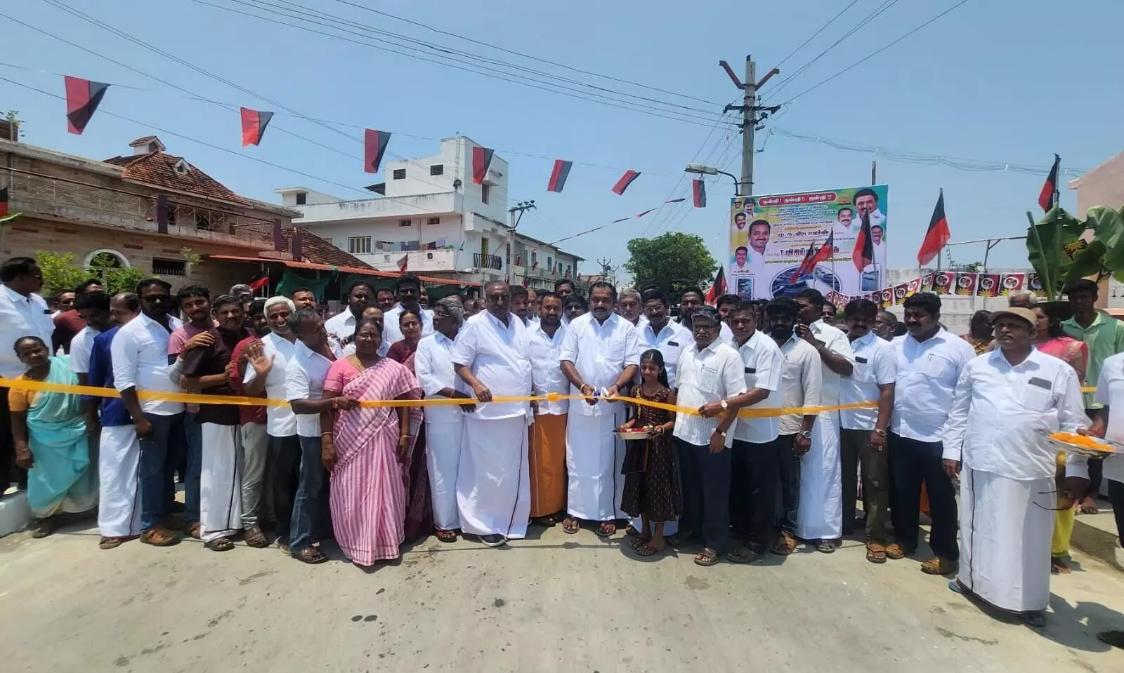 குமாரபாளையத்தில் உயர்மட்ட பாலம் திறப்பு குமாரபாளையத்தில் உயர்மட்ட பாலம் திறப்பு
