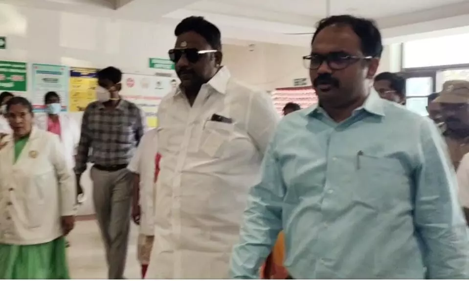 திருவள்ளூர் மாவட்ட அரசு மருத்துவமனையில் தேசிய பாதுகாப்பு ஆணைய தலைவர் ஆய்வு திருவள்ளூர் மாவட்ட அரசு மருத்துவமனையில் தேசிய பாதுகாப்பு ஆணைய தலைவர் ஆய்வு