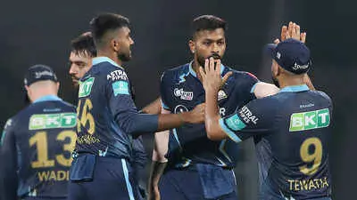 சென்னையுடன் மோதும் குஜராத்! ஞாயிற்றுக்கிழமை தயாரா இருக்கீங்களா? சென்னையுடன் மோதும் குஜராத்! ஞாயிற்றுக்கிழமை தயாரா இருக்கீங்களா?