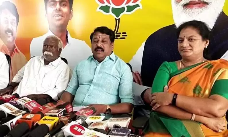 பால் விலை உயர்வு பற்றி யாரும் பேசுவது இல்லை: பாஜக எம்எல்ஏ நயினார் நாகேந்திரன் பால் விலை உயர்வு பற்றி யாரும் பேசுவது இல்லை: பாஜக எம்எல்ஏ நயினார் நாகேந்திரன்