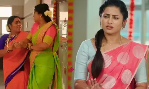 கண் வைத்த ஜான்சி ராணி! மண்டபத்தை விட்டு ஆதிரை எப்படி செல்வார்?