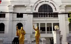 வடக்கு, தெற்கு என நிர்வாகிகள் நியமனம் அதிமுகவில் நடைமுறைக்கு வருமா ? வடக்கு, தெற்கு என நிர்வாகிகள் நியமனம் அதிமுகவில் நடைமுறைக்கு வருமா ?