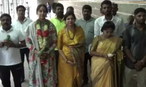 ஆண்டாள் கோவிலில், சவுமியா அன்புமணி சுவாமி தரிசனம்..!
