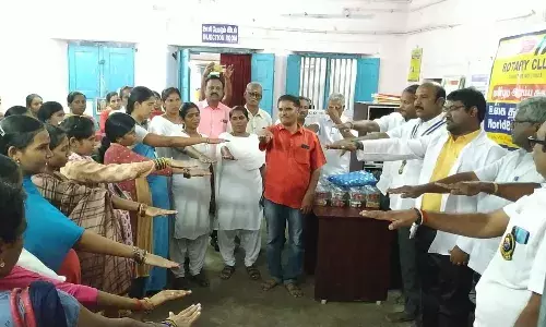 கோவில்பட்டி நகர்ப்புற ஆரம்ப சுகாதார நிலையத்தில் உலக தாய்ப்பால் வார விழா கோவில்பட்டி நகர்ப்புற ஆரம்ப சுகாதார நிலையத்தில் உலக தாய்ப்பால் வார விழா