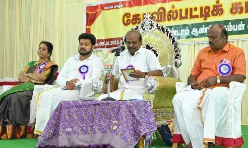 கோவில்பட்டியில் கம்பன் விழா போட்டிகளில் வெற்றி பெற்றோருக்கு பரிசு கோவில்பட்டியில் கம்பன் விழா போட்டிகளில் வெற்றி பெற்றோருக்கு பரிசு