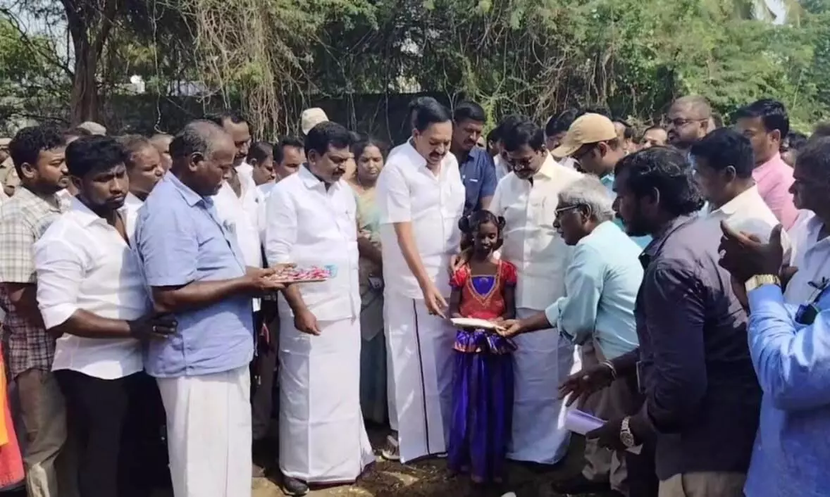 முகச்சிதைவு நோயால் பாதிக்கப்பட்ட சிறுமி டான்யாவிற்கு அரசு சார்பில் வீடு முகச்சிதைவு நோயால் பாதிக்கப்பட்ட சிறுமி டான்யாவிற்கு அரசு சார்பில் வீடு