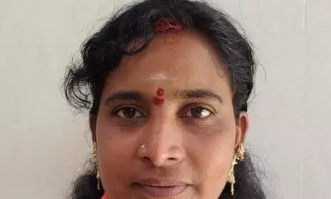 தீபாவளி சீட்டு விவகாரம்: பொன்னேரியில் காங்கிரஸ் பிரமுகர் தற்கொலை முயற்சி தீபாவளி சீட்டு விவகாரம்: பொன்னேரியில் காங்கிரஸ் பிரமுகர் தற்கொலை முயற்சி
