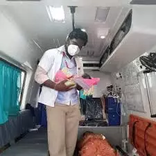 ஓடும் ஆம்புலன்சில், குவா குவா: தாயும் சேயும் நலம் ஓடும் ஆம்புலன்சில், குவா குவா: தாயும் சேயும் நலம்
