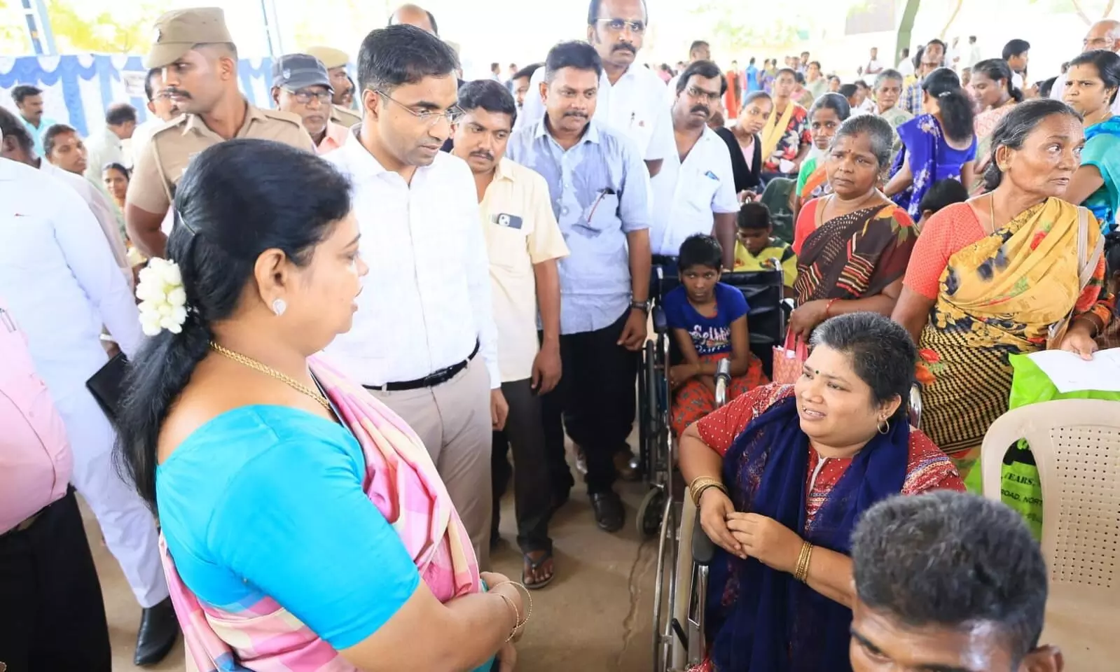 மாற்றுத்திறனாளிகளுக்கு தேவையான திட்டங்களை செயல்படுத்த முதல்வர் தயாராக உள்ளார்: அமைச்சர் கீதாஜீவன் மாற்றுத்திறனாளிகளுக்கு தேவையான திட்டங்களை செயல்படுத்த முதல்வர் தயாராக உள்ளார்: அமைச்சர் கீதாஜீவன்