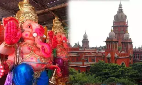 விநாயகரை வைத்து அரசியல்: உயர்நீதிமன்ற நீதிபதி சாடல்