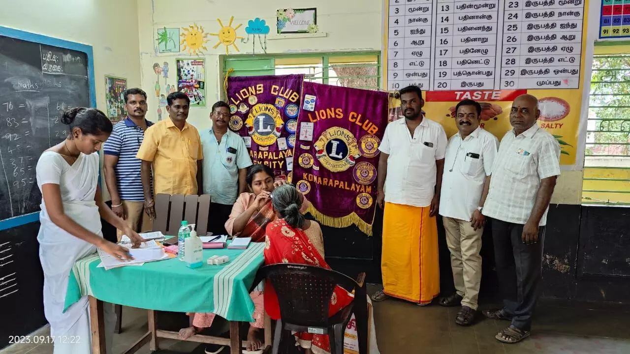 குமாரபாளையத்தில் அரிமா சங்கம் சார்பில் இலவச கண் சிகிச்சை முகாம் குமாரபாளையத்தில் அரிமா சங்கம் சார்பில் இலவச கண் சிகிச்சை முகாம்