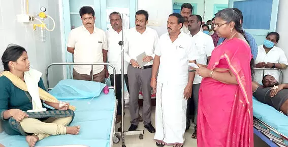 ஷவர்மா சாப்பிட்ட பள்ளி மாணவி உயிரிழப்பு: ஓட்டல் உரிமையாளர் கைது ஷவர்மா சாப்பிட்ட பள்ளி மாணவி உயிரிழப்பு: ஓட்டல் உரிமையாளர் கைது