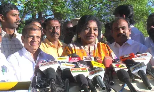 காவிரி தண்ணீர் விவகாரத்தில் உடனடியாக பேசி தீர்வு காண வேண்டும்: ஆளுநர் தமிழிசை பேட்டி