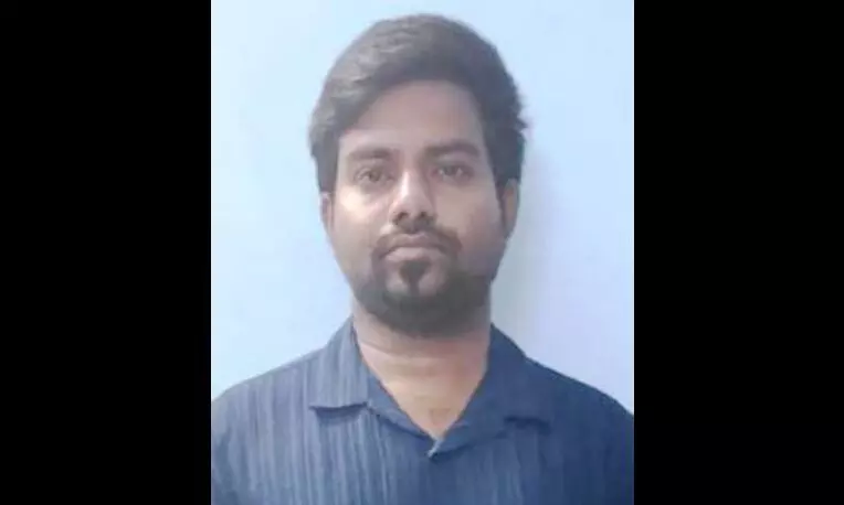 150 பவுன் நகைகளைத் திருடிய ஆந்திர இளைஞர் ஈரோட்டில் கைது 150 பவுன் நகைகளைத் திருடிய ஆந்திர இளைஞர் ஈரோட்டில் கைது