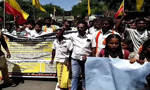 திண்டுக்கல்  அருகே ஊராட்சி ஒன்றிய அலுவலகம் முற்றுகை திண்டுக்கல்  அருகே ஊராட்சி ஒன்றிய அலுவலகம் முற்றுகை