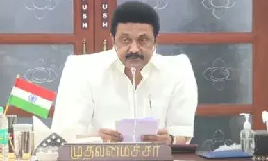 அத்திப்பள்ளி பட்டாசுக் கடை விபத்தில் உயிரிழந்தவர்களுக்கு முதல்வர் நிதியுதவி அத்திப்பள்ளி பட்டாசுக் கடை விபத்தில் உயிரிழந்தவர்களுக்கு முதல்வர் நிதியுதவி