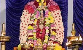 பெருமாள் கோவில்களில் சிறப்பு வழிபாடு பெருமாள் கோவில்களில் சிறப்பு வழிபாடு