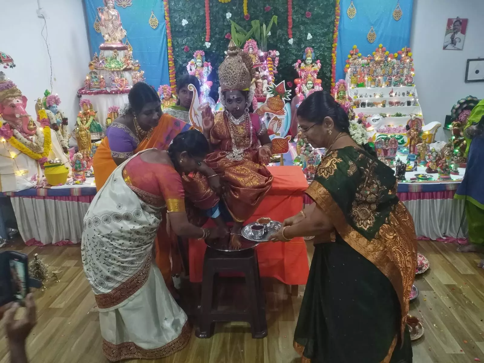குமாரபாளையம் உலக சமாதான ஆலயத்தில் நவராத்திரி விழா கொண்டாட்டம் குமாரபாளையம் உலக சமாதான ஆலயத்தில் நவராத்திரி விழா கொண்டாட்டம்