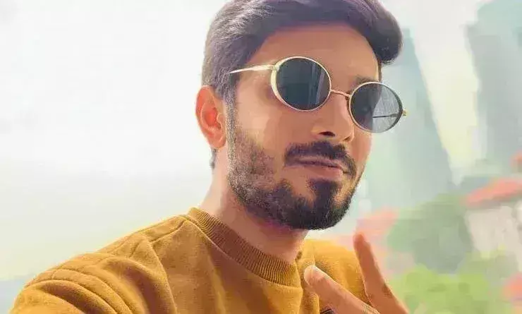 33 வயசுதான் ஆகுது... ஆனா சொத்து கோடிக்கணக்கில்...!
