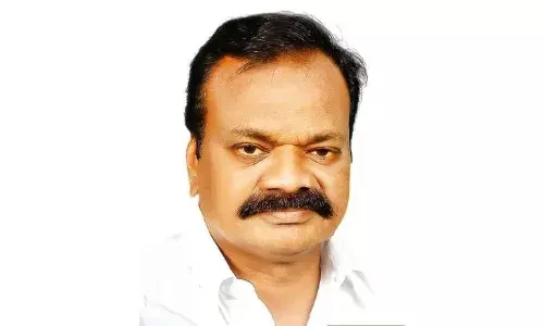 கும்முடிபூண்டியில் முன்னாள் சட்டமன்ற உறுப்பினர் உயிரிழப்பு