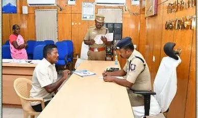 மாவட்ட எஸ்பி அலுவலகத்தில் பொதுமக்கள் குறைதீா் கூட்டம்! மாவட்ட எஸ்பி அலுவலகத்தில் பொதுமக்கள் குறைதீா் கூட்டம்!