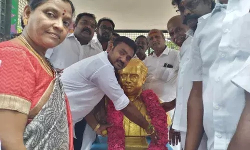 குமாரபாளையம் நகர தி.மு.க. பொறுப்பாளராக  நகராட்சி தலைவர் விஜய் கண்ணன் குமாரபாளையம் நகர தி.மு.க. பொறுப்பாளராக  நகராட்சி தலைவர் விஜய் கண்ணன்