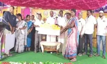 செய்யாறில் பயனாளிகளுக்கு கடன் உதவி வழங்கும் நிகழ்ச்சி