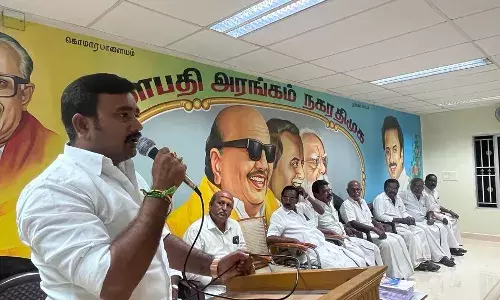 குமாரபாளையத்தில் தி.மு.க. வார்டு செயலர்கள் கூட்டம்! குமாரபாளையத்தில் தி.மு.க. வார்டு செயலர்கள் கூட்டம்!