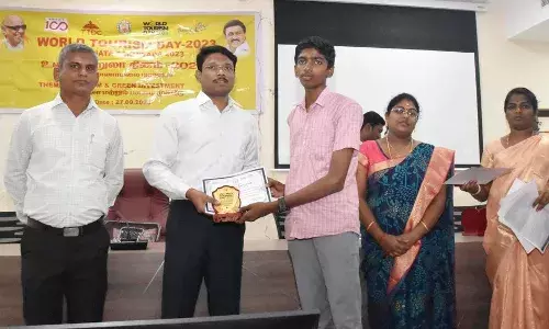 மதுவிலக்கு மற்றும் ஆயத்த தீர்வைத் துறை சார்பாக மாணவர்களுக்கு விழிப்புணர்வு போட்டி! மதுவிலக்கு மற்றும் ஆயத்த தீர்வைத் துறை சார்பாக மாணவர்களுக்கு விழிப்புணர்வு போட்டி!