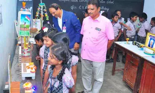கோவில்பட்டி நாடார் காமராஜ் மெட்ரிக் பள்ளியில் அறிவியல் கண்காட்சி கோவில்பட்டி நாடார் காமராஜ் மெட்ரிக் பள்ளியில் அறிவியல் கண்காட்சி