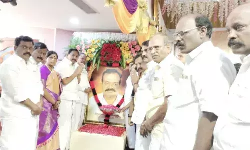 மறைந்த முன்னாள் எம்எல்ஏ படத்திறப்பு விழா..! மறைந்த முன்னாள் எம்எல்ஏ படத்திறப்பு விழா..!