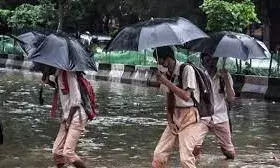 திருவண்ணாமலை மாவட்டத்தில் இன்று பள்ளிகளுக்கு மட்டும் விடுமுறை திருவண்ணாமலை மாவட்டத்தில் இன்று பள்ளிகளுக்கு மட்டும் விடுமுறை