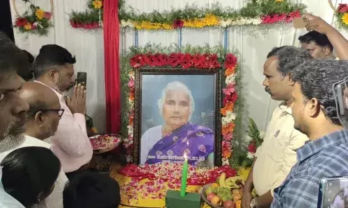 40 தொகுதிகளிலும் கவனம் செலுத்த வேண்டும் : திருமாவளவன் பேச்சு..! 40 தொகுதிகளிலும் கவனம் செலுத்த வேண்டும் : திருமாவளவன் பேச்சு..!