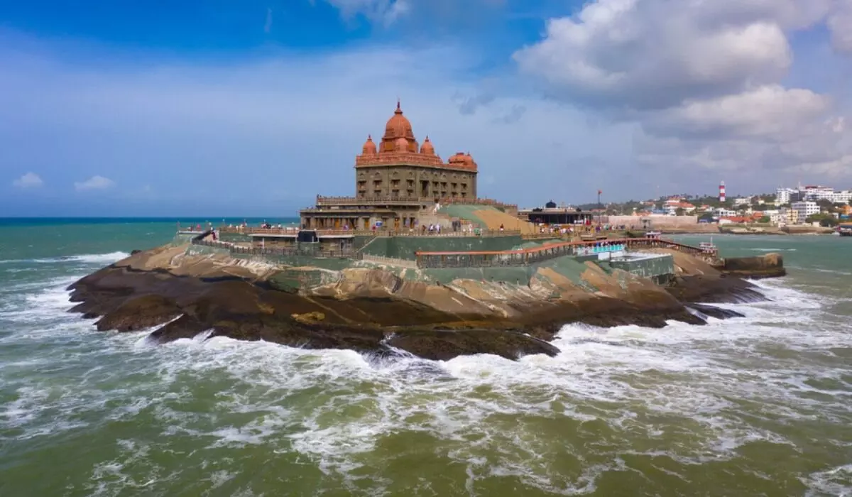 ஒருநாள் சுற்றுலா...! கன்னியாகுமரியில் பார்க்க வேண்டிய இடங்கள் எவை? ஒருநாள் சுற்றுலா...! கன்னியாகுமரியில் பார்க்க வேண்டிய இடங்கள் எவை?