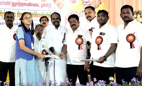 திமுக கலை இலக்கியப் பேரவை சார்பில் நாமக்கல்லில் கவிதை ஒப்புவித்தல் போட்டி திமுக கலை இலக்கியப் பேரவை சார்பில் நாமக்கல்லில் கவிதை ஒப்புவித்தல் போட்டி