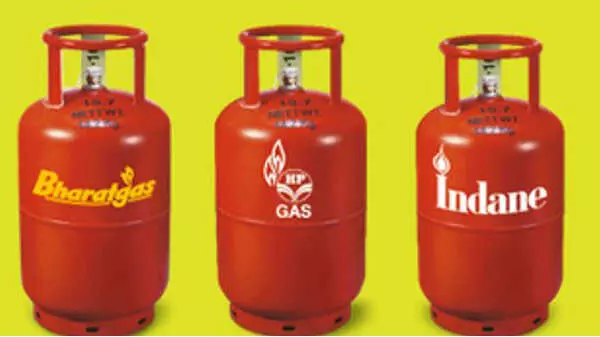 LPG Price Hike in Tamil Nadu- தமிழ்நாட்டில் எல்பிஜி சிலிண்டர் விலை, உங்கள் ஏரியாவில் எவ்வளவு தெரியுமா? LPG Price Hike in Tamil Nadu- தமிழ்நாட்டில் எல்பிஜி சிலிண்டர் விலை, உங்கள் ஏரியாவில் எவ்வளவு தெரியுமா?