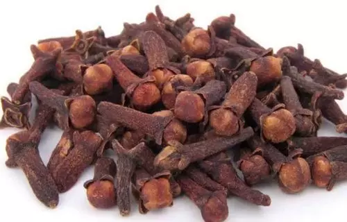 Lavangam In Tamil பல்வலி மற்றும் ஈறு வலியைப் போக்க உதவும் லவங்கம்:படிங்க.... Lavangam In Tamil பல்வலி மற்றும் ஈறு வலியைப் போக்க உதவும் லவங்கம்:படிங்க....