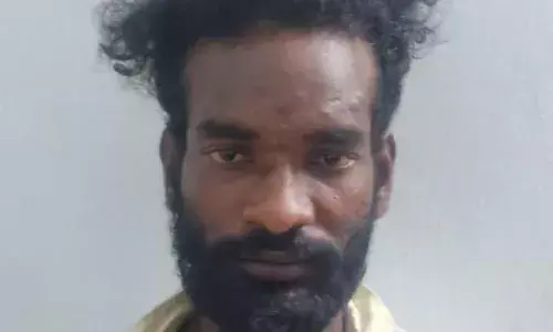 பொன்னேரியில் ரவுடி தலை துண்டிக்கப்பட்டு  கொலை..! பொன்னேரியில் ரவுடி தலை துண்டிக்கப்பட்டு  கொலை..!