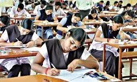 புயல், மழை காரணமாக தமிழகத்தில் அரையாண்டு தேர்வுகள் தள்ளி வைக்க வாய்ப்பு