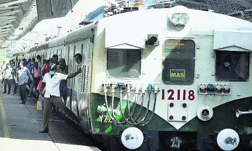 சென்னை புறநகர் மின்சார ரயில் சேவையில் மாற்றம்