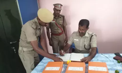மாவட்ட தீயணைப்பு மற்றும் மீட்புத்துறை    அலுவலர் நேரில் ஆய்வு..! மாவட்ட தீயணைப்பு மற்றும் மீட்புத்துறை    அலுவலர் நேரில் ஆய்வு..!