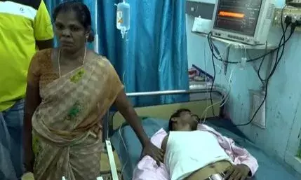 கோவில்பட்டி காவல் நிலைய கழிவறையில் தற்கொலைக்கு முயன்றவரால் பரபரப்பு