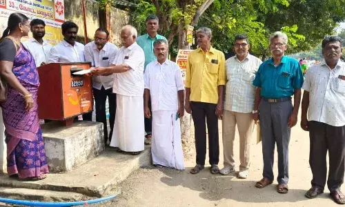 கோவில்பட்டி மந்திதோப்பு சாலையை விரிவு படுத்த வலியுறுத்தி கையெழுத்து இயக்கம்