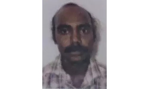 ஆரணி ஆற்றில் அழுகிய நிலையில் ஆணின் உடல் மீட்பு ஆரணி ஆற்றில் அழுகிய நிலையில் ஆணின் உடல் மீட்பு