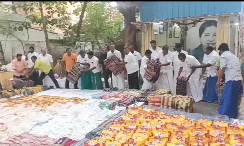 மழையால் பாதிக்கப்பட்ட மாவட்டங்களில் நிவாரணப்பணிகள் வேகமில்லை: அதிமுக புகார்