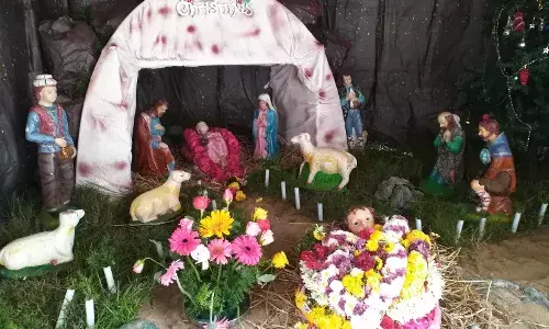 குமாரபாளையம் பகுதியில் கிறிஸ்துமஸ் விழா கோலாகலம் குமாரபாளையம் பகுதியில் கிறிஸ்துமஸ் விழா கோலாகலம்