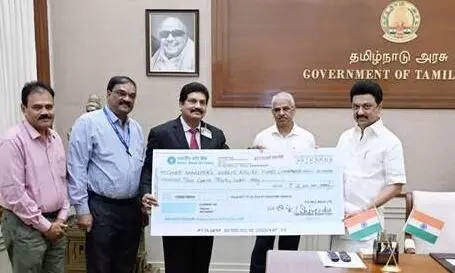 தமிழக வெள்ளபாதிப்பு: முதலமைச்சர் நிவாரண நிதிக்கு ரூ.4.30 கோடி வழங்கிய என்.எல்.சி தமிழக வெள்ளபாதிப்பு: முதலமைச்சர் நிவாரண நிதிக்கு ரூ.4.30 கோடி வழங்கிய என்.எல்.சி