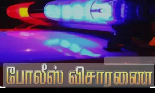 மதுரை காவல் ஆணையர் அலுவலகம் முன்பு இருவர் தீக்குளிக்க முயற்சி மதுரை காவல் ஆணையர் அலுவலகம் முன்பு இருவர் தீக்குளிக்க முயற்சி