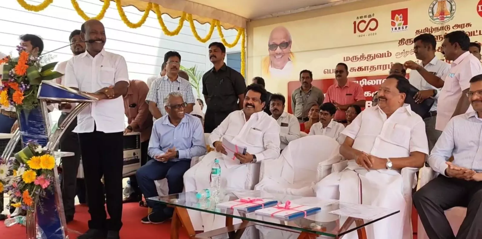 தொழிலாளர்கள் தேடி மருத்துவ திட்ட துவக்க விழா :அமைச்சர்கள் பங்கேற்று துவக்கம் தொழிலாளர்கள் தேடி மருத்துவ திட்ட துவக்க விழா :அமைச்சர்கள் பங்கேற்று துவக்கம்