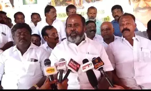 செம்மொழி மாநாட்டை போல, ஜல்லிக்கட்டும் குடும்ப விழாவாக மாற்றம்: முன்னாள் அமைச்சர்